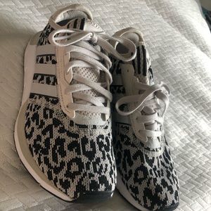 Leopard print Adidas Swift Run